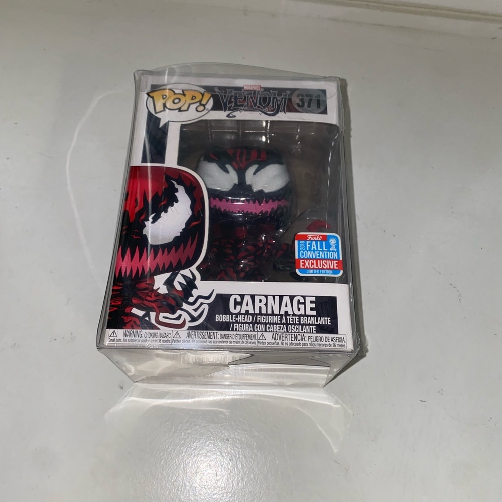 Funko Pop! Marvel Venom Carnage Figure - 2018 Convention